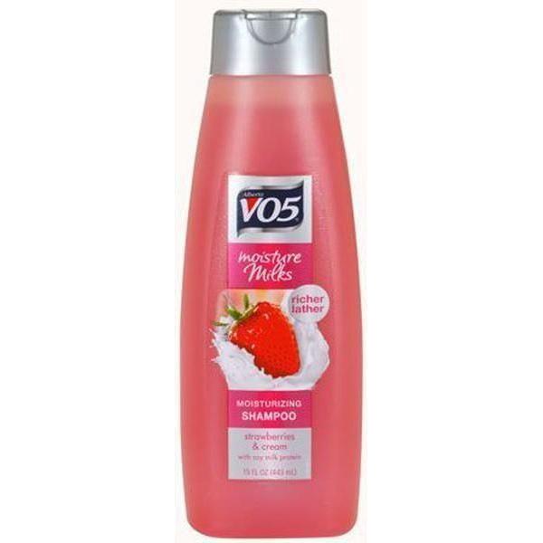 VO5 Moisture Milks Strawberries &amp; Cream Moisturizing Shampoo 443ml - gtworld.de